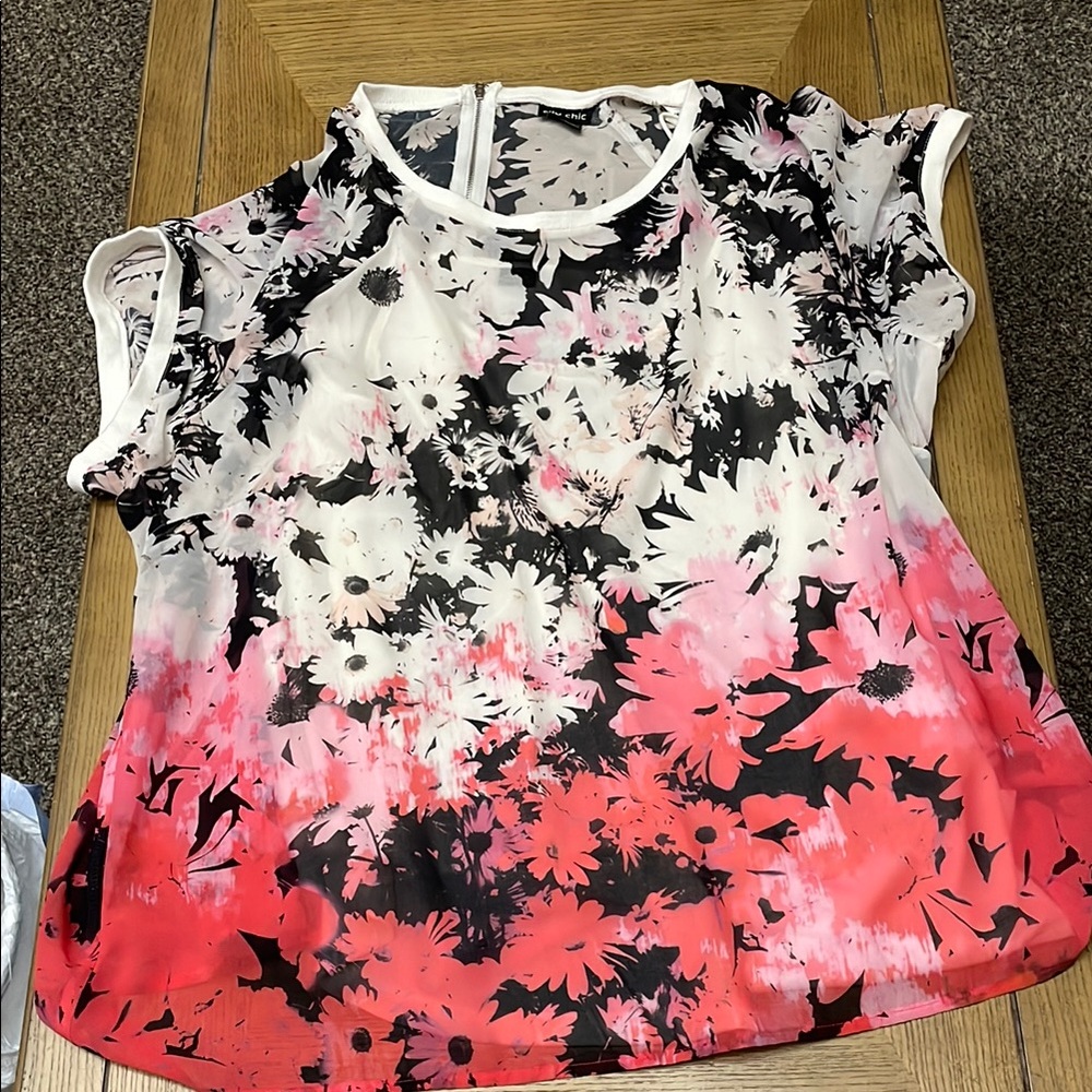 City Chic Pink and White Blouse with Peter Pan Collar and Cap Sleeves